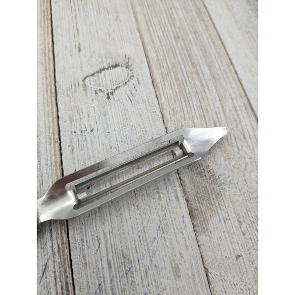 Rada Vegetable Peeler Peeling 7 1/4" Stainless Steel 3 3/4" Blade Advertising #1 - Picture 2 of 6